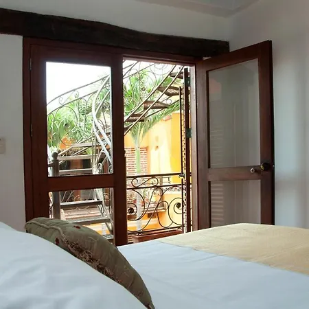 Luxury Colonial Old Rooftop Views Private Pool Villa *
