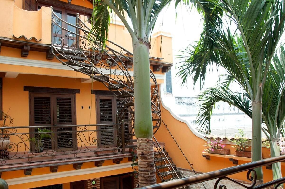 Luxury Colonial Old Rooftop Views Private Pool Villa *