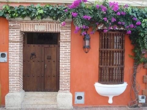 Luxury Colonial Old Rooftop Views Private Pool Villa